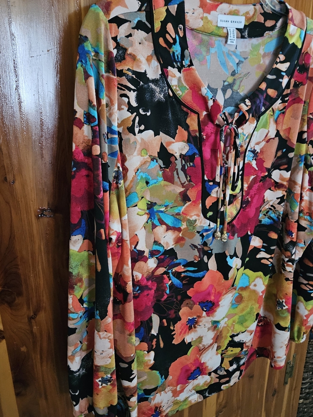 Susan Graver Black Multicolor Floral Tie-Neck Long Sleeve Top 2X - Picture 4 of 14